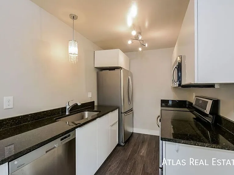 3150 N Harlan St #3 — Photo 7