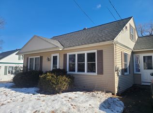 75 Summit Ave, Lewiston, ME 04240