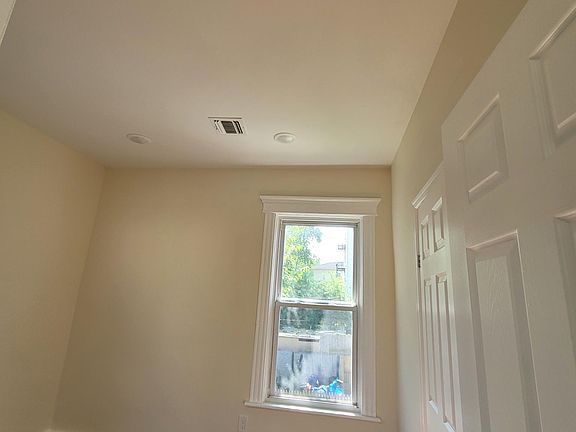 5th image of 1-244 Clinton Ave #1