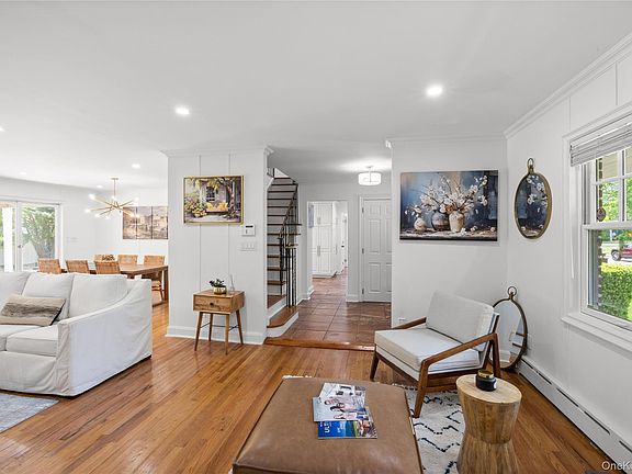 4th image of 467 Hempstead Avenue