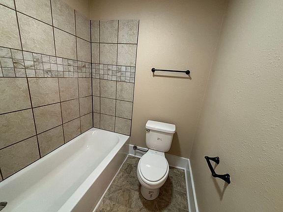 5th image of 1504 Crutcher St