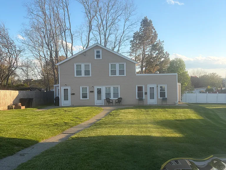 79 Barrows St — Photo 1