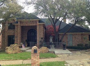 600 Krohn Ct, Irving, TX 75038