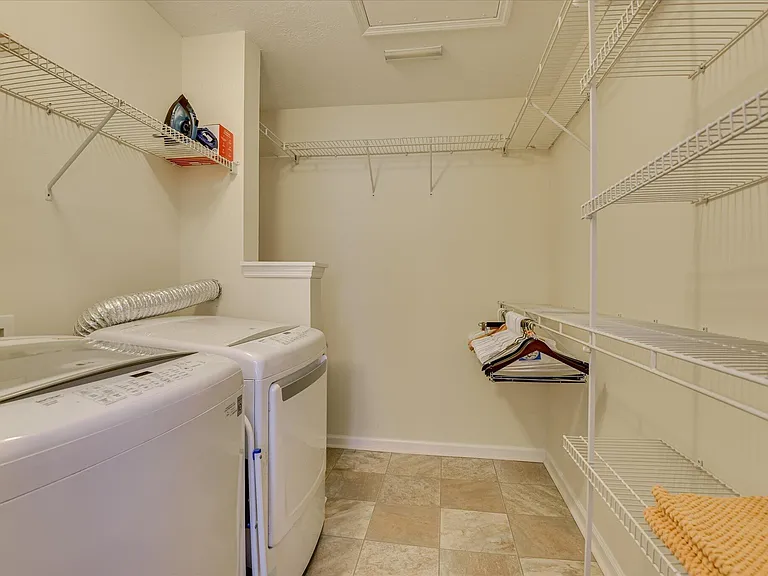 147 Portofino Ln SW — Photo 19