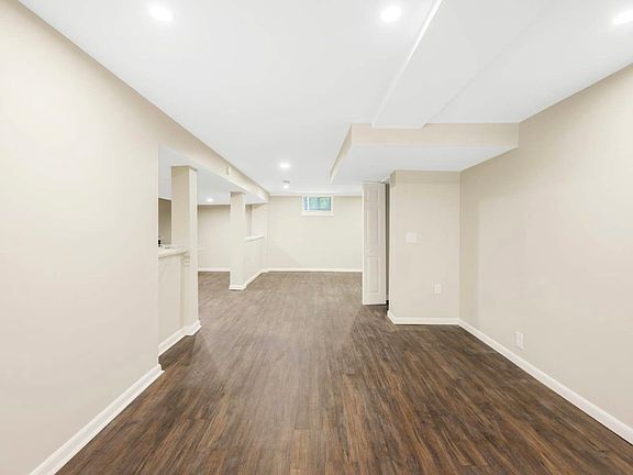 5th image of 600 Durrett Dr