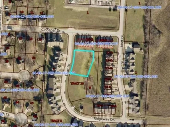 Scott Dr, Raymore, MO 64083