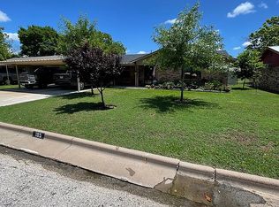 185 Hampton St, Graham, TX 76450