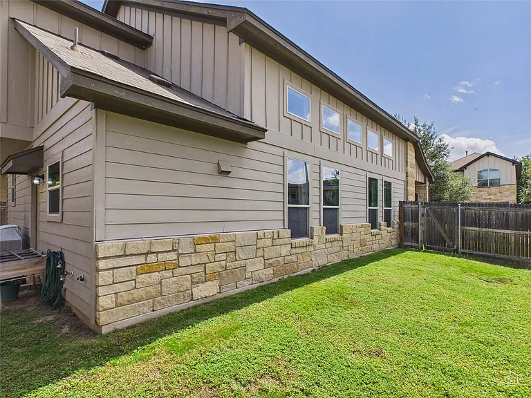 9310 Tanager Way — Photo 28