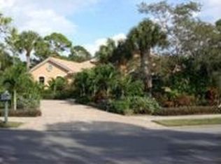 25081 Goldcrest Dr, Bonita Springs, FL 34134