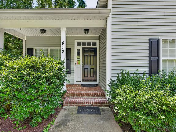 4th image of 412 Summerlea Dr