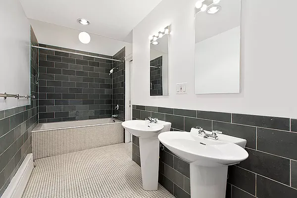 Rented by Oxford Property Group | media 3