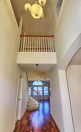 5th image of 18103 Grafton Glen Cv