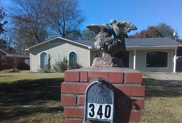 1st image of 340 Shackleford Dr