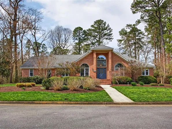 1121 Lamorelle Ct, Virginia Beach, VA 23452