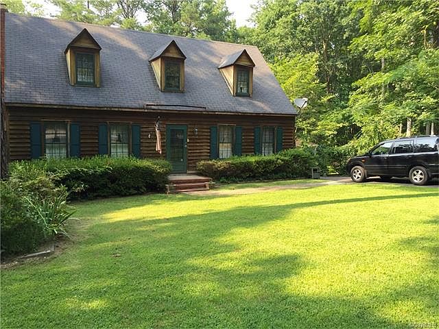 1st image of 402 Lake Caroline Dr