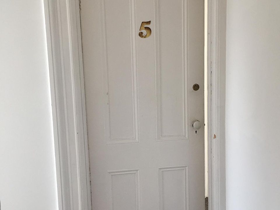 1st image of 36 White St APT 5