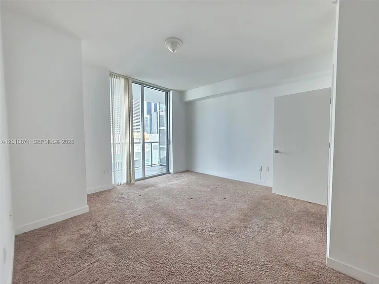 1111 SW 1st Ave #1823 — Photo 10