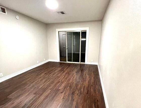 5th image of 9033 W Elm Street #3