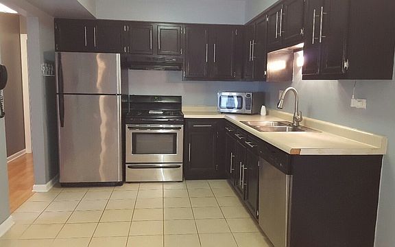 3rd image of 625 Derry Ct APT 2A
