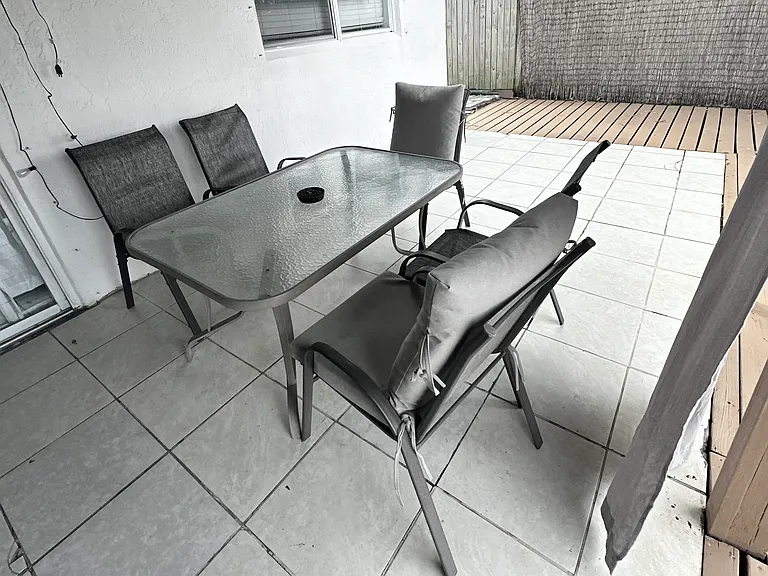 5733 SW 24th Ave — Photo 62