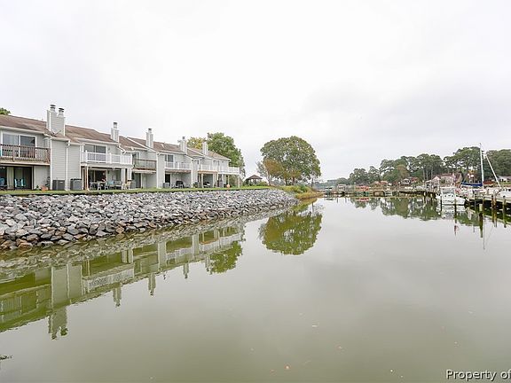2nd image of 7831 Sunset Dr #6B