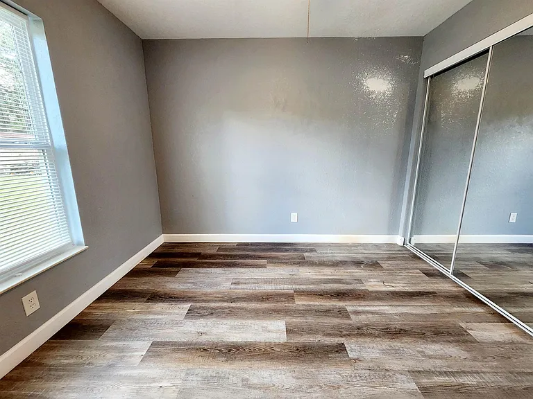 206 Alice St — Photo 19