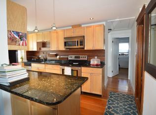 31 Vaughan Ave #2, Newport, RI 02840