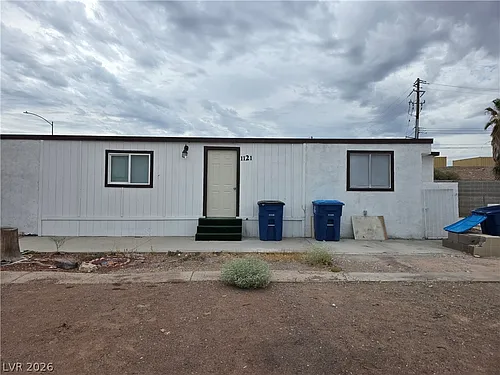 1121 Pawnee Ln Photo 1