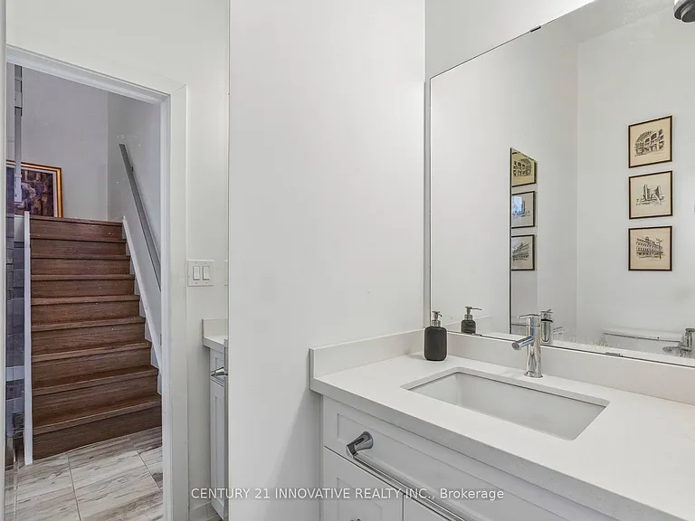 160 Baldwin St #420 — Photo 26