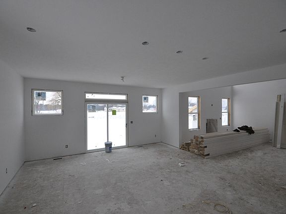 2nd image of 6345 Eaglewood Dr