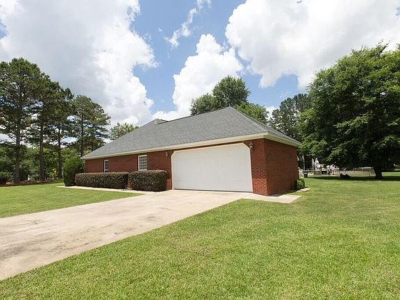 Side View and Garage