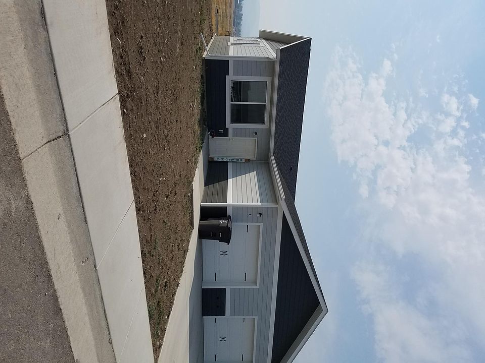 2nd image of 410 Cat Ave APT C