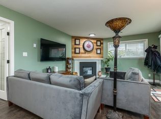 46033 Chilliwack Central Rd #101, Chilliwack, BC V2P 1J5