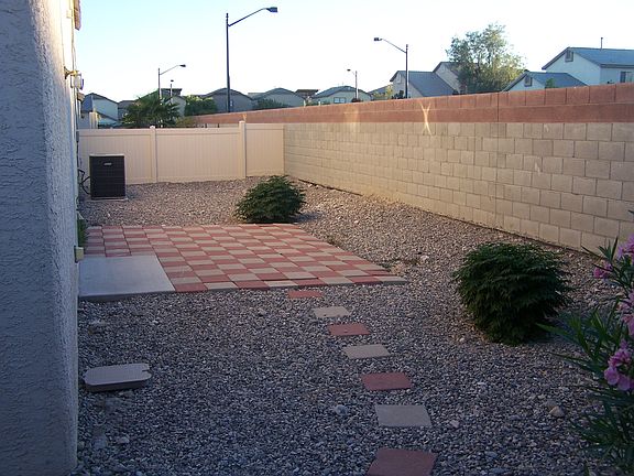 5th image of 6833 Sweet Pecan St
