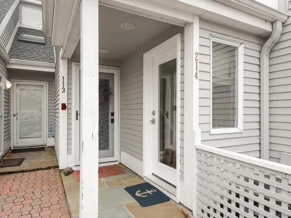 214 Breakers Lane #214, Stratford, CT 06615