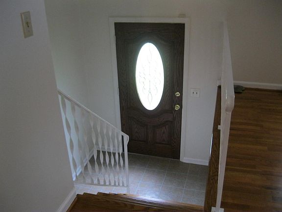 5th image of 113 Redwood Dr