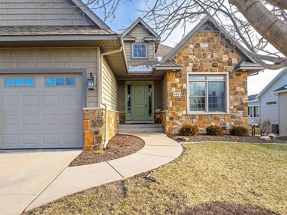 2nd image of 4211 W Kingston Cir