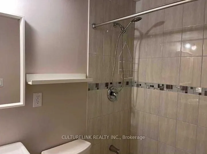 1 bed, $880 — Photo 4