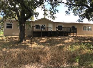 649 County Road 305, Lott, TX 76656