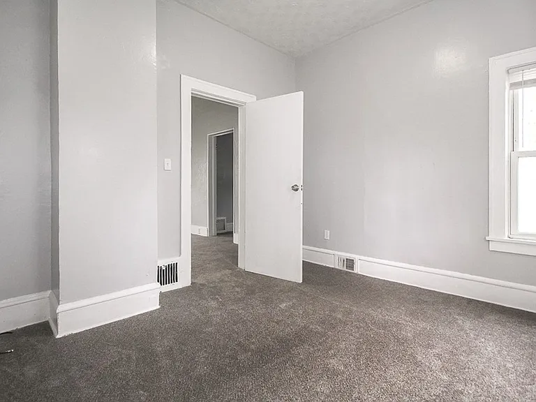 3104 Seymour Ave — Photo 15