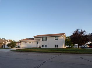 3017 40th St, Columbus, NE 68601