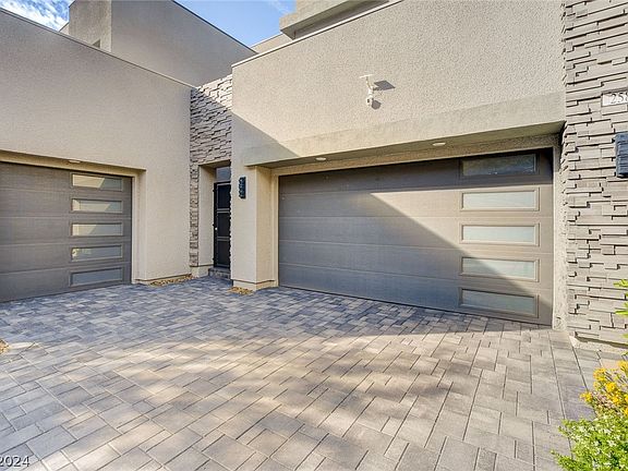 2nd image of 258 Shaded Canyon Dr
