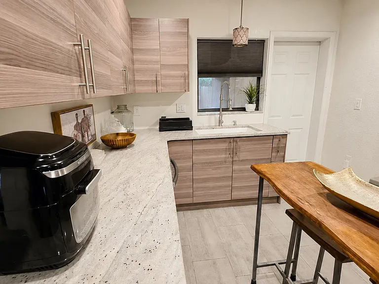 1408 E Muriel St — Photo 16