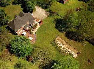 1824 Neelys Bend Rd, Madison, TN 37115