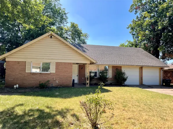 6912 Heritage Ln, Fort Worth, TX 76134