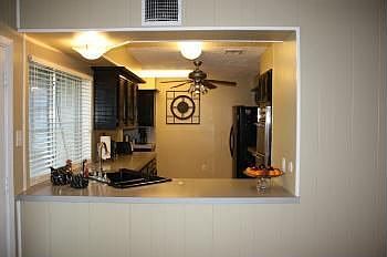 2nd image of 615 Park Knoll Ln