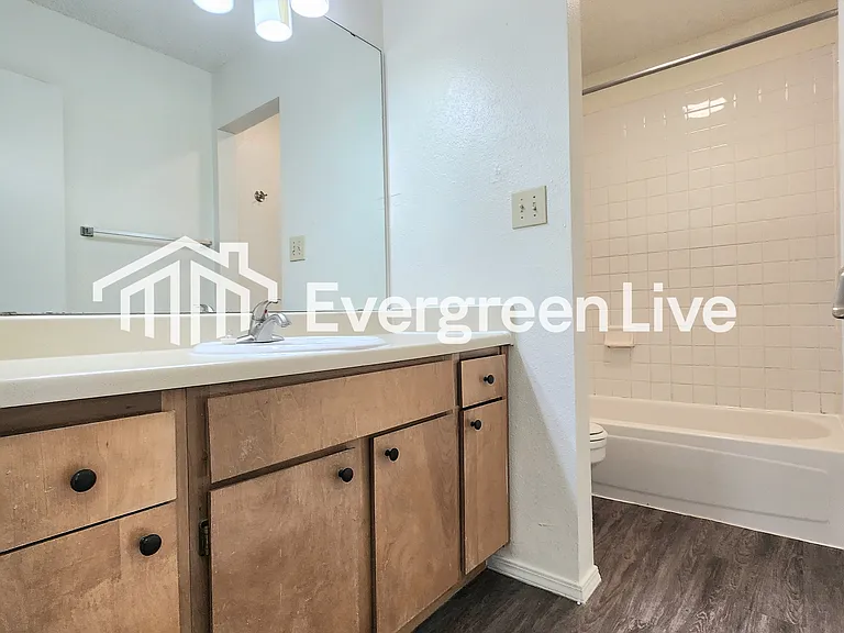2240 Zuni Ct — Photo 21