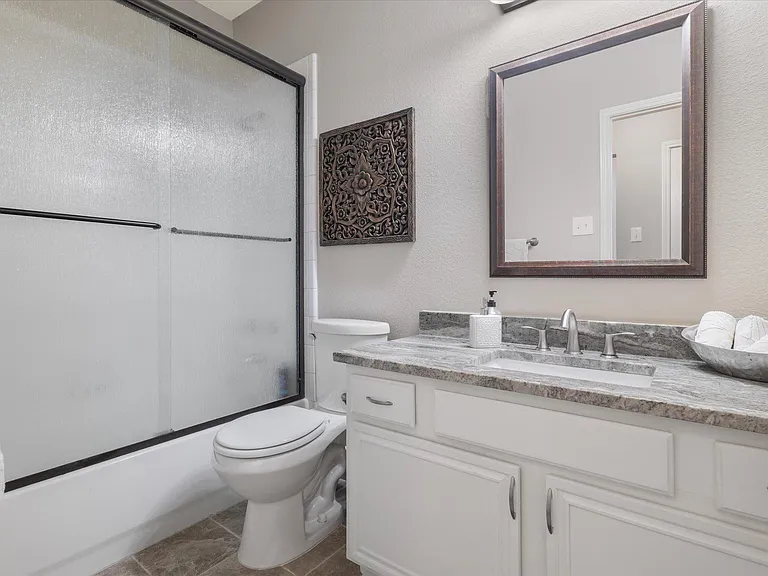 7914 Kristina Dr — Photo 18