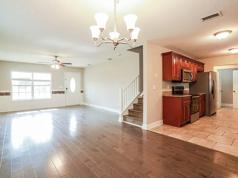 8106 Byrd Landing Ct — Photo 6