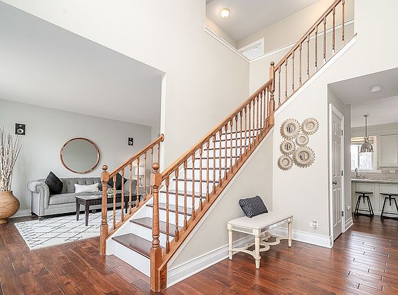 4th image of 25321 W Pastoral Dr